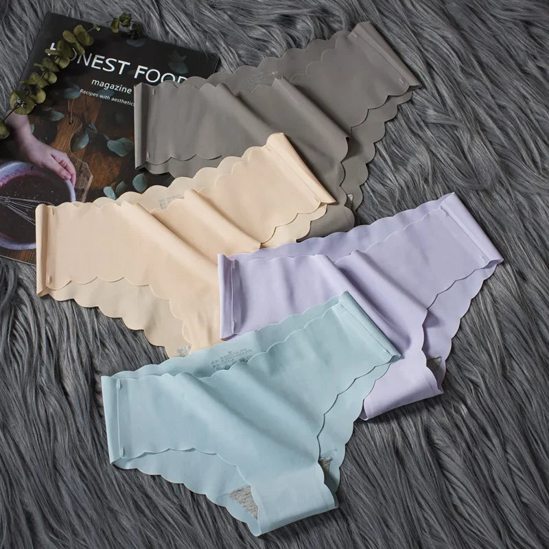Kit com 4 Calcinhas Seamless em Ice Silk – Conforto e Toque Suave