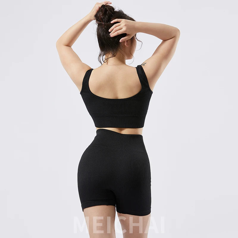 Conjunto Esportivo Feminino Seamless – Top e Shorts para Treino e Yoga